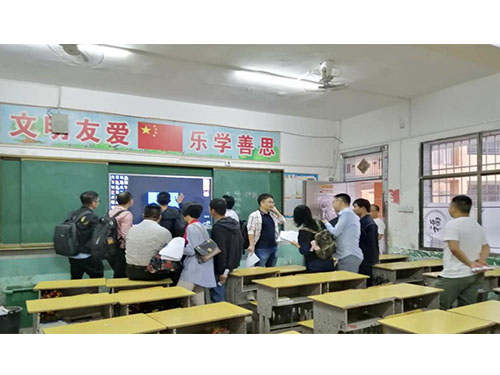 “融合、同心”—邵陽(yáng)項(xiàng)目?jī)?nèi)部驗(yàn)收暨團(tuán)建、黨支部活動(dòng)之旅